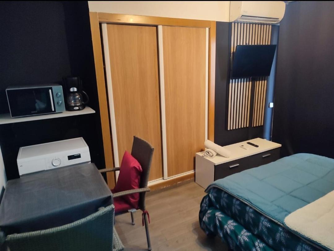 Apartamento Segunda Linea De La Playa Capellan 萨洛 外观 照片